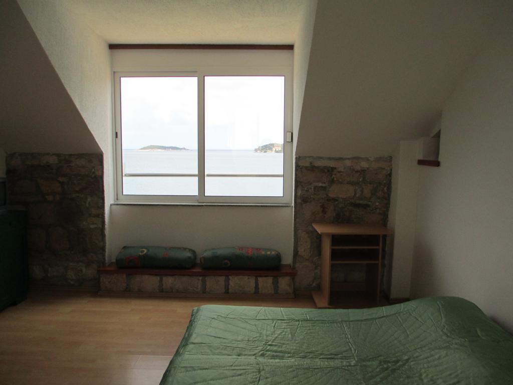 Apartments Acalinovic Vis Quarto foto